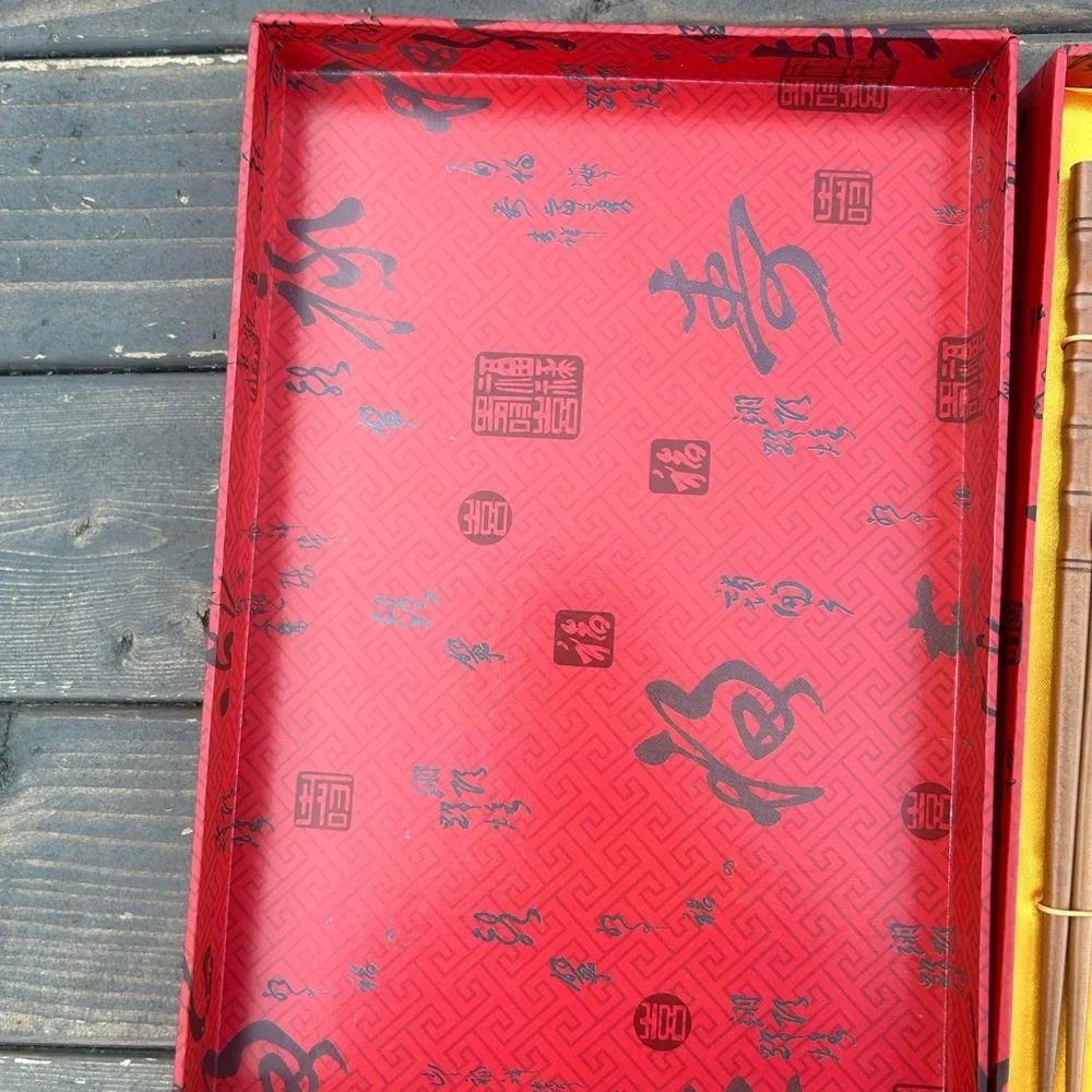 SET‎ 5 Pairs Chopsticks/Rests/Gift Box Wood Pyrograph Carved New In Box